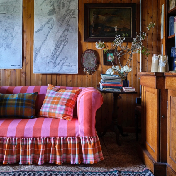 Tartan&rsquo;s Trend Revival Is the Coziest Way to Add Character This Season