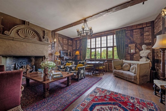 A spectacular Elizabethan home which oozes character from ancient walls