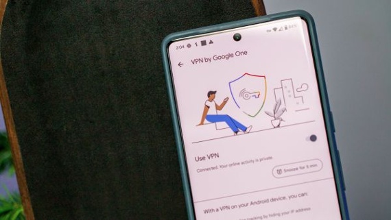 Google One VPN vs. Apple iCloud Private Relay