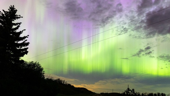 'Cannibal' solar storm triggers auroras across US, Canada