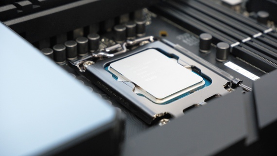 Intel's 14th Gen CPUs are now so cheap it might be worth rolling the dice on those supposedly solved instability issues