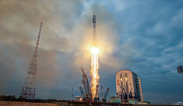 Russia launches Luna-25 to the moon