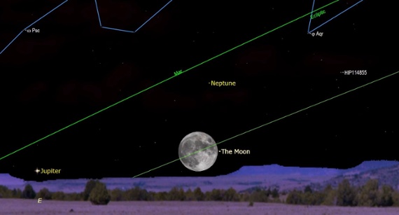 An early harvest full moon rises Saturday (Sept. 10)