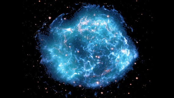 X-ray view of wreckage from a star-killing cosmic explosion reveals magnetic surprise