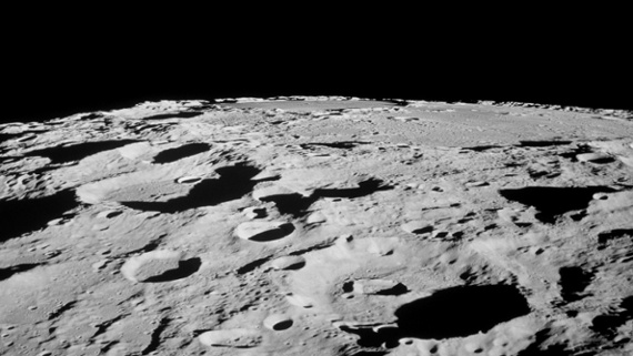 NASA squeezed oxygen from mock moon dust