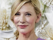 Blanchett: How an odd morning routine keeps her "sane"