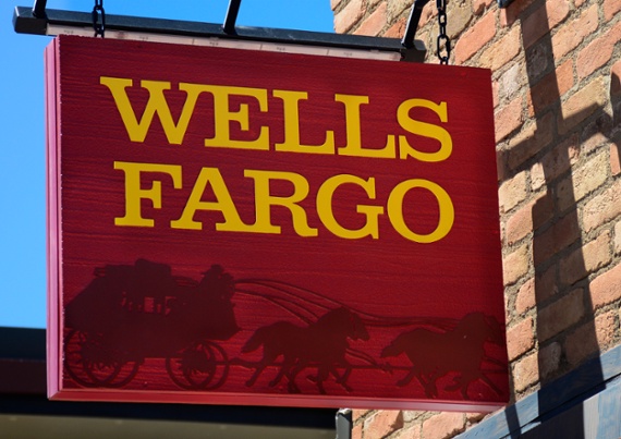 Feds reportedly probe Wells Fargo hiring practices