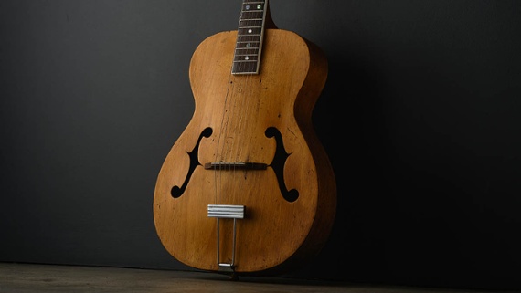 Is this the guitar Keith Richards used at the Rolling Stones’ first-ever gig?