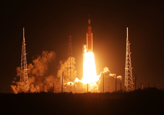 NASA launches Artemis 1 moon rocket at last!