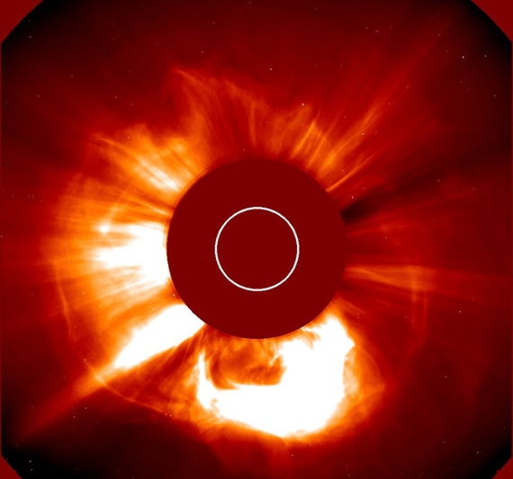 Solar flares explode with huge energy thanks to a simple magnetic phenomenon