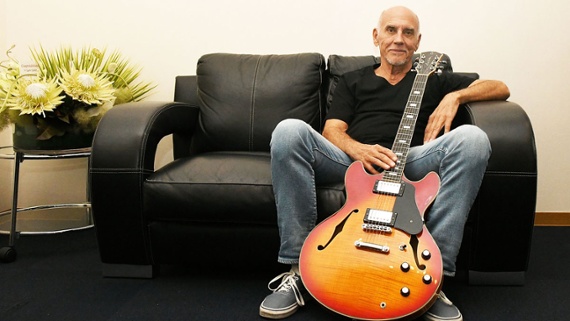 Larry Carlton: "I believe my Sire line is better than anything Fender's Squier line is producing. These are great guitars, and I believe in them"