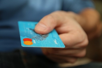 Retailers see strong October sales