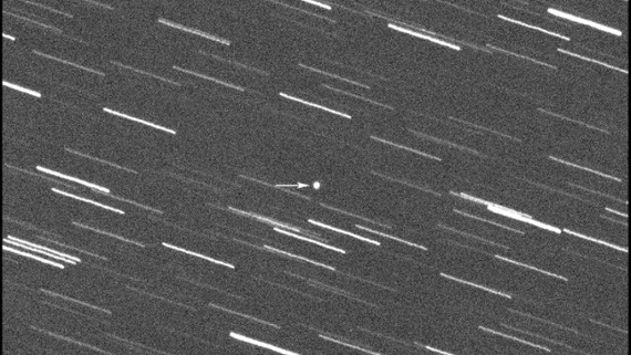 Huge asteroid makes close approach to Earth today