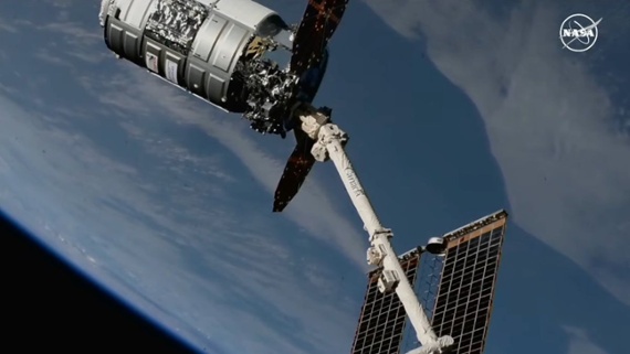 Private Cygnus freighter arrives at ISS with 4 tons of cargo