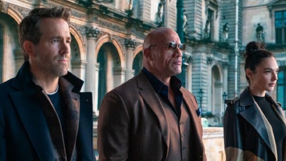 After Red Notice Hits A Major Netflix Milestone, Dwayne Johnson, Gal Gadot And Ryan Reynolds Respond