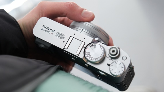 Fujifilm’s dual dial design from the X100 is just BEGGING for a Film Simulations version