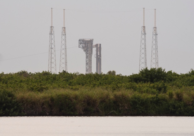 Boeing's Starliner heads back to hangar after valve issue thwarts test launch for NASA