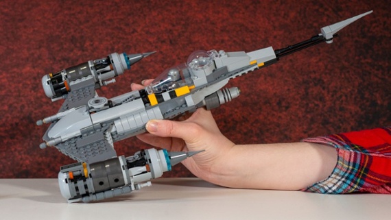 Lego Star Wars The Mandalorian's N-1 Starfighter review