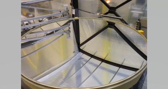 World's largest liquid mirror telescope ready to observe