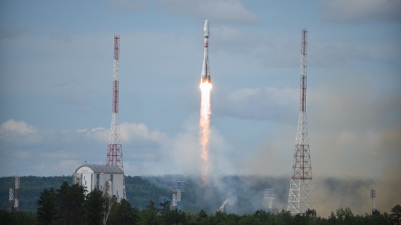 Russia launches possible missile-tracking satellite amid continuing threats