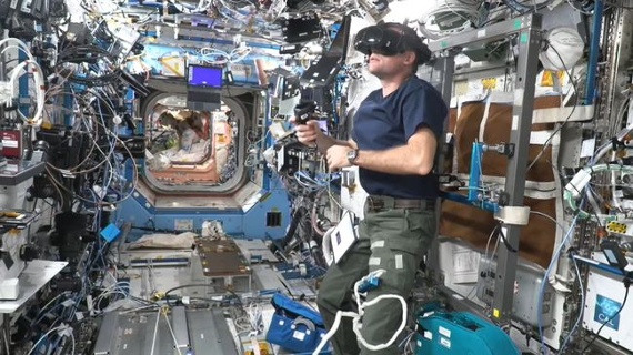 Why a VR headset on the ISS 'really makes a difference'