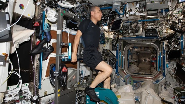 The next giant leap? Astronauts jumping to train for Mars