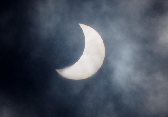 The last solar eclipse of 2022 is tomorrow! Here's what to expect.