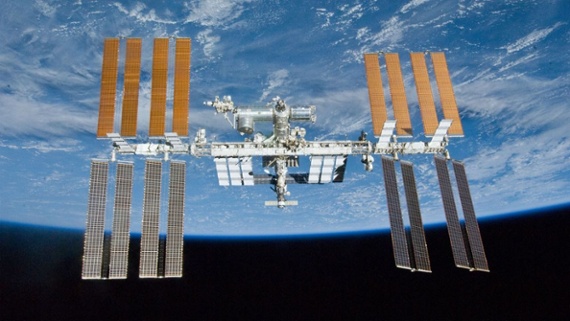 NASA briefly lost contact with ISS after power drop