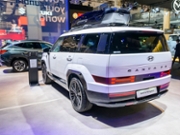 BRUSSELS, BELGIUM - JANUARY 09: Hyundai Santa Fe Hybrid crossover suv extended-range electric vehicle on display at the AutoSalon press preview on January 09, 2026 in Brussels, Belgium. The 102nd Brussels Motor Show has firmly established itself on the international calendar, featuring over 60 car brands and more than 20 motorcycle brands, and visited by over 270,000 people. (Photo by Sjoerd van der Wal/Getty Images)