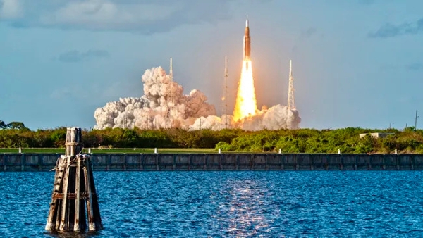 A rundown of Artemis 2's many spaceflight firsts