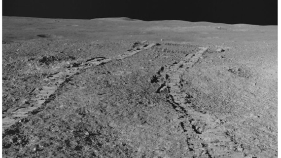 Chandrayaan-3 takes lunar temperature near south pole