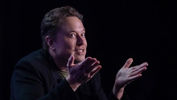 'I don't see any evidence of aliens.' Elon Musk says