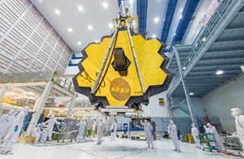 James Webb Space Telescope begins lining up its golden mirrors