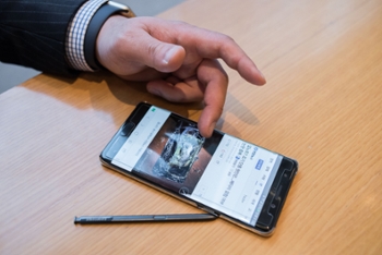 SKOREA-SAMSUNG-SMARTPHONE