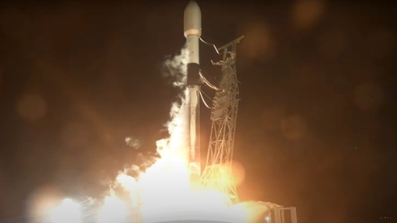 SpaceX launches 21 Starlink satellites, lands rocket at sea