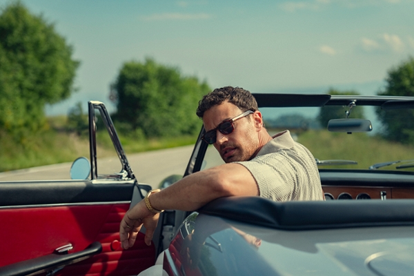 Theo James as Eddie Horniman in The Gentlemen