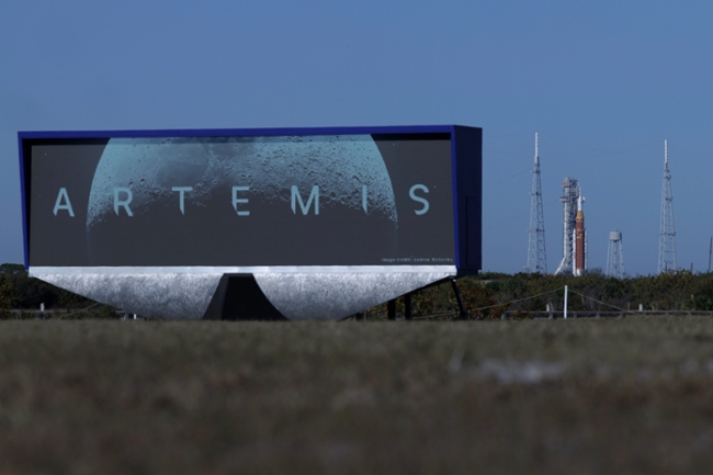CAPE CANAVERAL, FLORIDA - FEBRUARY 03: NASA's Artemis II sits on Launch Pad 39B at NASA’s Kennedy Space Center on February 03, 2026 in Cape Canaveral, Florida. The Artemis II wet dress rehearsal countdown was terminated due to a liquid hydrogen leak. The next launch attempt will be in March. The mission is scheduled to last 10 days and will take astronauts around the Moon and back to Earth. (Photo by Joe Raedle/Getty Images)