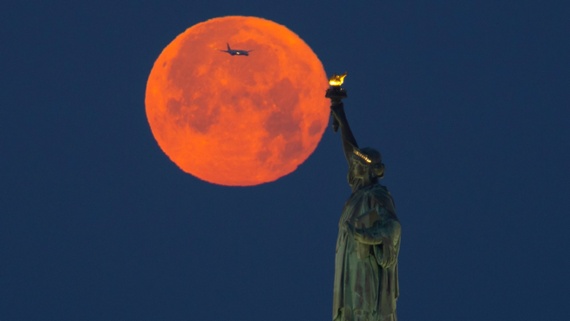 Strawberry Moon sweetens the night sky in amazing photos