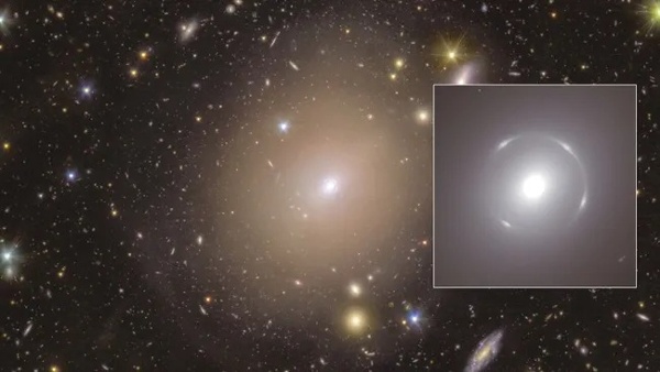 Euclid telescope discovers stunning Einstein ring