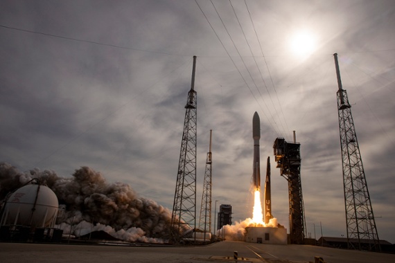 Atlas V rocket launches 2 surveillance satellites for US Space Force