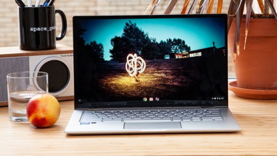 I review Chromebooks for a living, and I install these 5 apps every time