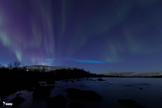 Mysterious blue 'aurora' over Lapland surprises skywatchers (photos)