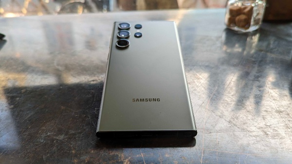 Samsung Galaxy S24 case leaks show a familiar design