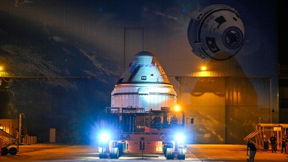 Boeing Starliner spacecraft rolls out to Atlas V rocket