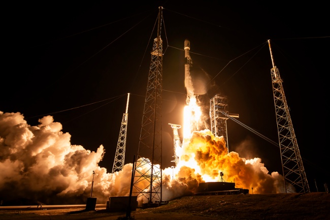 SpaceX's last launch of 2024 puts Starlink satellites in orbit