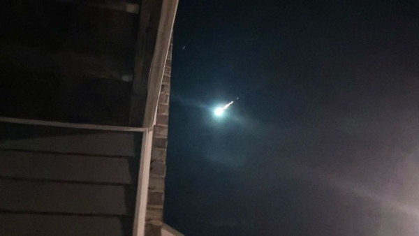 Fireball burns a 300 mile path over the US