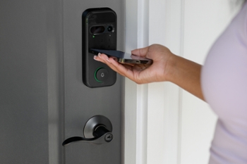Chamberlain Group Launches myQ Secure View 3-in-1 Smart Lock