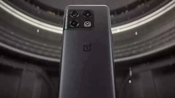 The OnePlus 10 Pro gets its global launch today