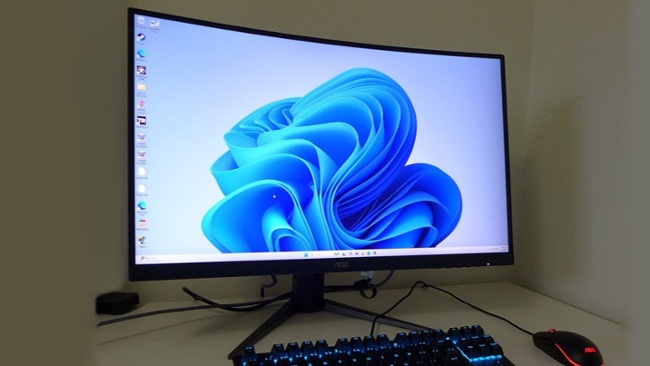 AOC CQ27G4ZH Gaming Monitor Review: 300 Hz For Less Than You'd Expect