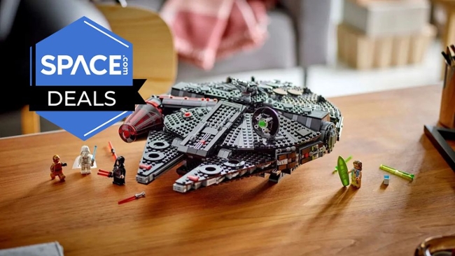 Save 16% on this Lego Star Wars Dark Falcon set